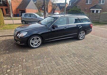 Mercedes-Benz E 200 CGI T BlueEFFICIENCY ELEGANCE ELEGANCE