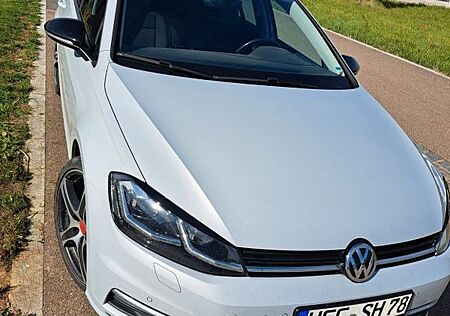 VW Golf Volkswagen 1.4 TSI 92kW DSG Sound Variant Sound