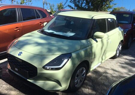 Suzuki Swift Club Hybrid