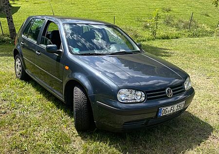 VW Golf Volkswagen 1.6 Auto Comfortline Comfortline