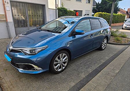 Toyota Auris Touring Sports Executive Panoramdach