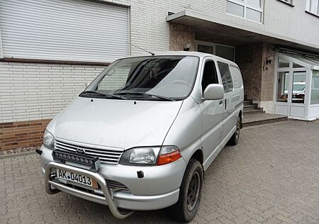 Toyota Hiace 4WD Kasten Lang