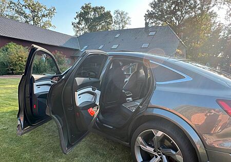 Audi e-tron S exclusive 90.000,- € unter NP !!!