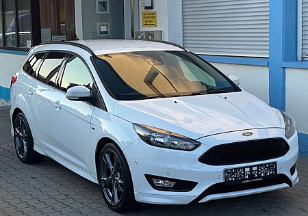 Ford Focus Turnier ST-Line