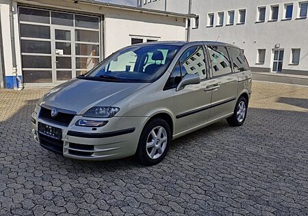 Fiat Ulysse 2.2 JTD Basis 6 SITZER