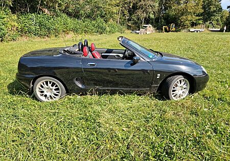 MG MGF 1.8i -