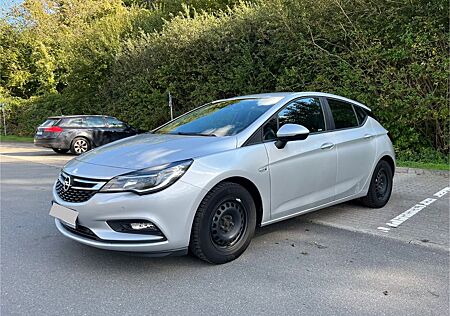 Opel Astra 1.6 CDTI Edition