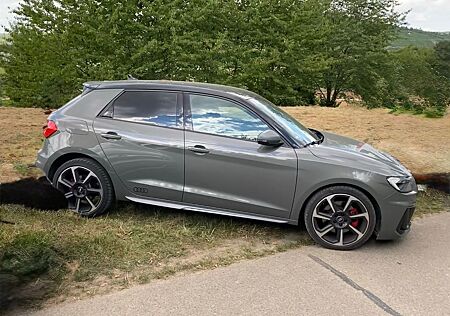 Audi A1 40 TFSI S tronic Sportback -
