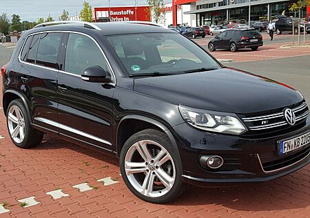 VW Tiguan Volkswagen 1.4 TSI R-LINE, XENON, NAVI