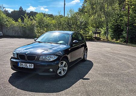 BMW 116i 11/2005 mit TüV und Bluetooth Radio