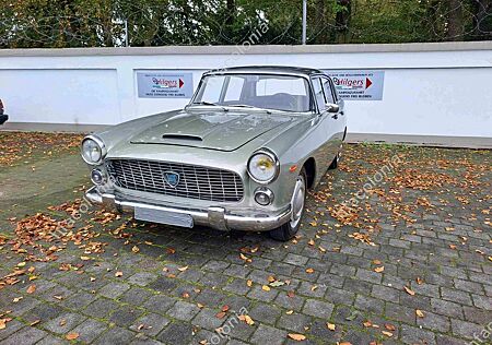 Lancia Flaminia Berlina 2.8