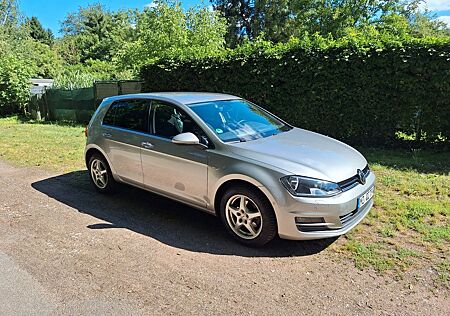 VW Golf Volkswagen 1.6 TDI BMT CUP
