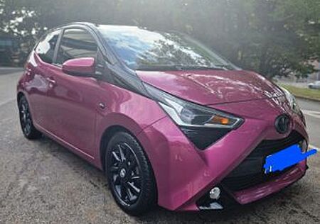 Toyota Aygo (X) Aygo (X) 1,0-l-VVT-i x-cite