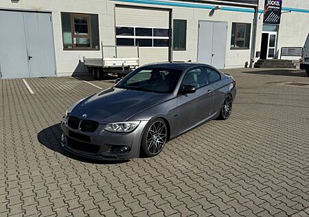 BMW 330d Coupé M Sport Edition M Sport Edition