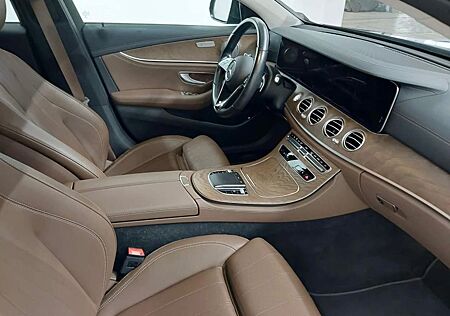 Mercedes-Benz E 220 gebraucht kaufen Mercedes-Benz E 220 d AMG Night*LED*SPUR*360°Kamera*AHK*BURMES