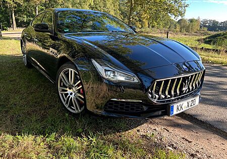 Maserati Quattroporte 3.0 V6 Diesel GranLusso Automat...