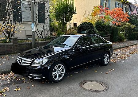 Mercedes-Benz C 200 AVANTGARDE