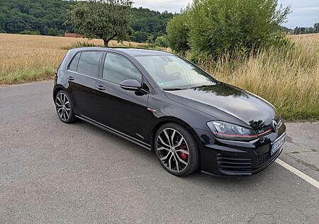 VW Golf Volkswagen 2.0 TSI DSG BMT GTI Performance GTI Per...