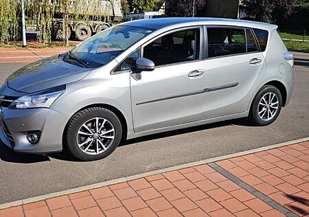 Toyota Verso 1.8l Valvematic Executive Multidrive S...