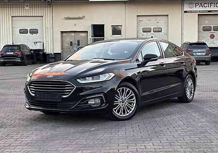 Ford Mondeo Lim. Titanium 190ps KAM LED ACC SzH