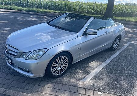 Mercedes-Benz E 220 CDI BlueEFFICIENCY ELEGANCE Cabrio