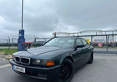 BMW 728i Auto