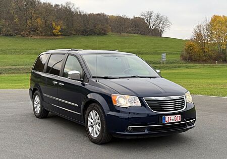 Chrysler Grand Voyager Town Country LPG 2x DVD Vollleder Limited Xenon