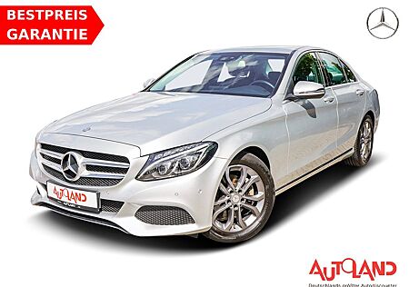 Mercedes-Benz C 200 C200 LED Navi Totwinkel Tempomat AHK Kamera PDC