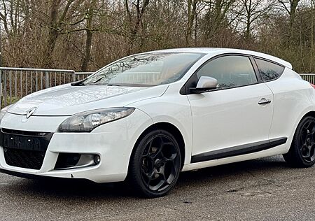 Renault Megane Coupé GT dCi 160 FAP