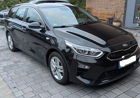 Kia Cee'd Sportswagon 1.6 CRDi MHEV 100kW DCT Vi...