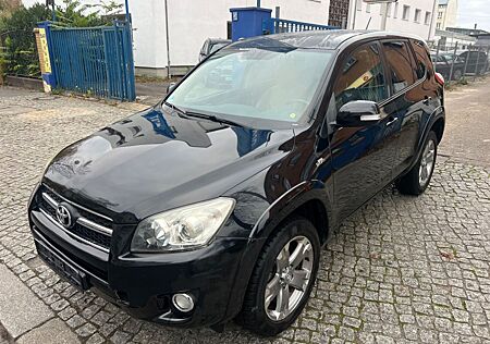 Toyota RAV 4 4x4 +LEDER+SHZ+