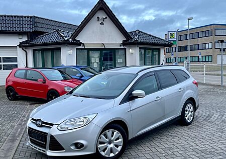 Ford Focus Turnier KLIMA PDC FRONTSCHEIBENHEIZUNG