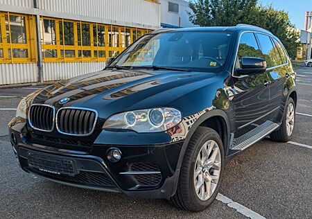 BMW X5 xDrive30d Pano, Navi, Leder, AHK
