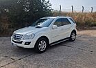 Mercedes-Benz ML 300 CDI 4MATIC BlueEFFICIENCY -