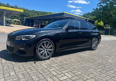 BMW 320d Touring M Sport Automatik M Sport