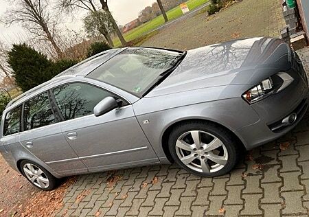Audi A4 2.0 T FSI Avant -S-Line (Neuer Motor u. Turbo