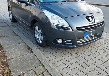 Peugeot 5008 1.6 Active 155 THP Active