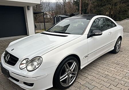 Mercedes-Benz CLK 200 KOMPRESSOR AVANTGARDE Avantgarde