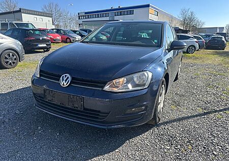 VW Golf Volkswagen VII Lim. Comfortline BMT