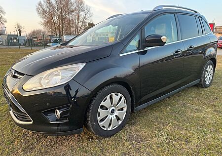 Ford Grand C-Max Titanium