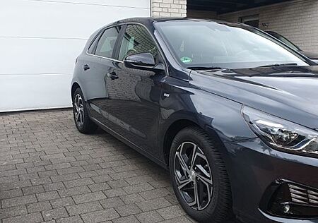 Hyundai i30 1.5 T-GDI Hybrid EDITION 30 DCT EDITION 30