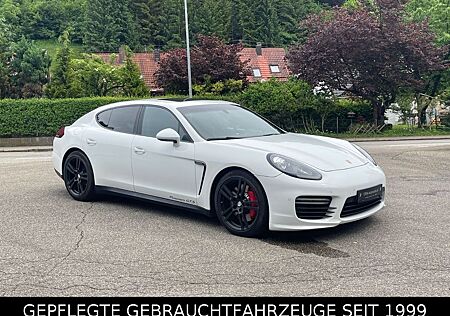 Porsche Panamera 4 GTS *ALCANTARA*BOSE*KAMERA*20 ZOLL*