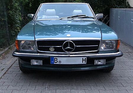 Mercedes-Benz 300 300SL R107