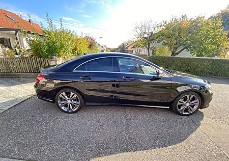 Mercedes-Benz CLA 180 Urban Navi,RF-Kamera, Start/Stopp