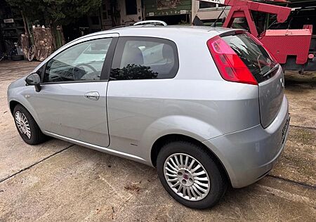 Fiat Grande Punto 1.4 8V Dynamic - Verkauf bis 10.06.
