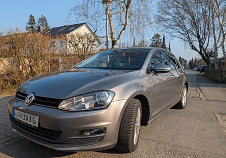 VW Golf Volkswagen 7 - Modell 1.2 TSI BMT CUP