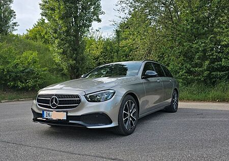 Mercedes-Benz E 200 d T Autom. -