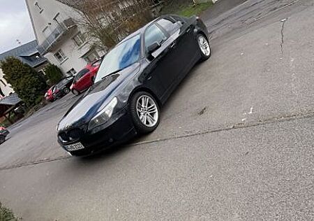 BMW 520i -