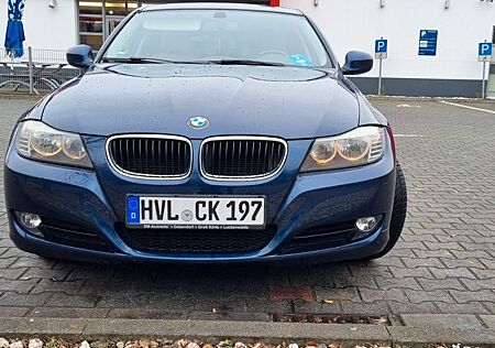 BMW 320d DPF Touring Automatik G. NAVI TÜV 06.27