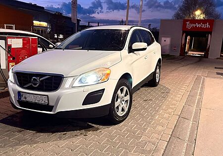 Volvo XC 60 XC60 2.4D 173ps, 8fa.Bereift, Automatik, Diesel